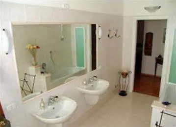 Guest House Abaco Centro Stazione Bergamo Italy